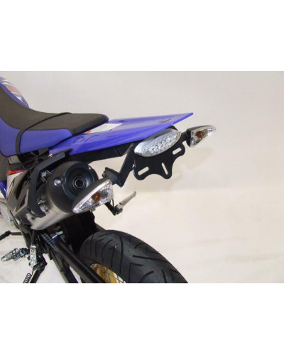 https://www.cardy.fr/images/small/rgracing-support-de-plaque-rg-racing-noir-yamaha-wr125r-x_9036428.jpg